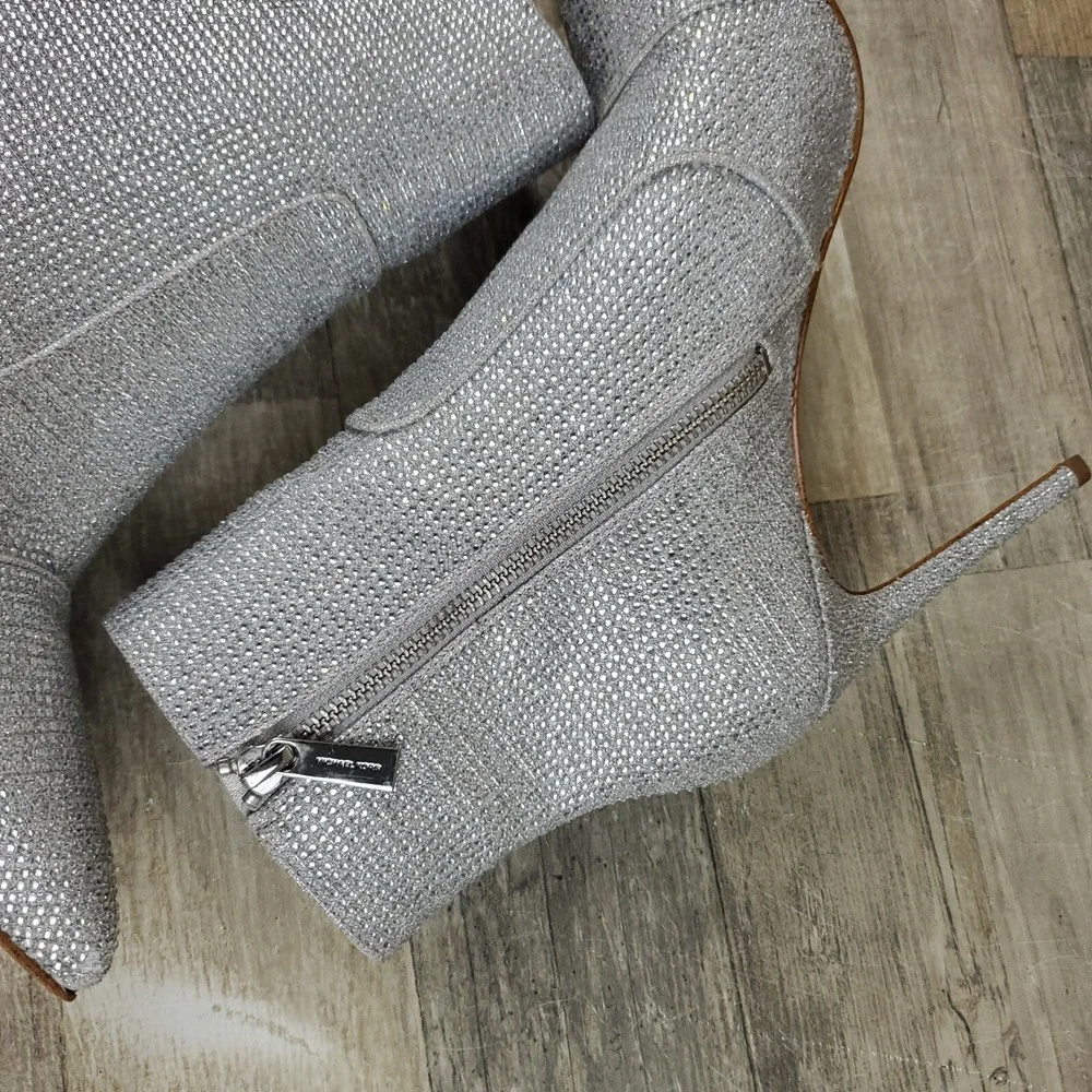 MICHAEL Michael Kors Rhinestone Rue Stiletto Boots Sz 8 Silver Booties